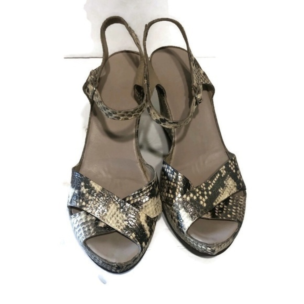 AGL Attilio Giusti Leombruni Snakeskin Taupe Wedge Sandals Women's Size 38.5 M